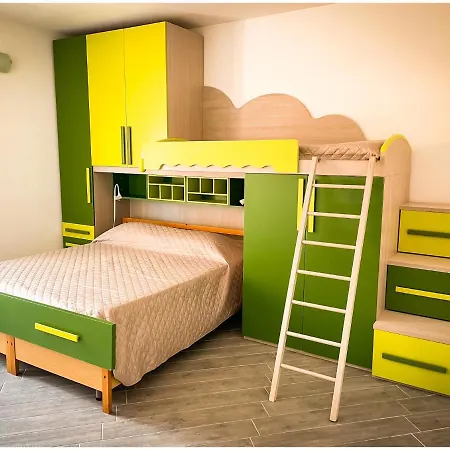 Casa Larentu Apartment *